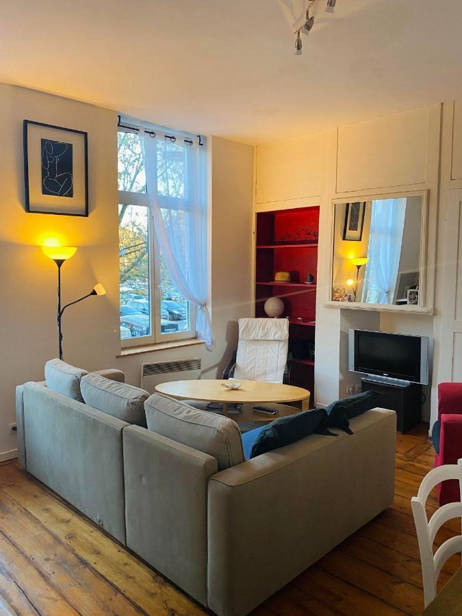Appartement T2 Sur La Place Du Marche De Wazemmes Lille Exterior foto